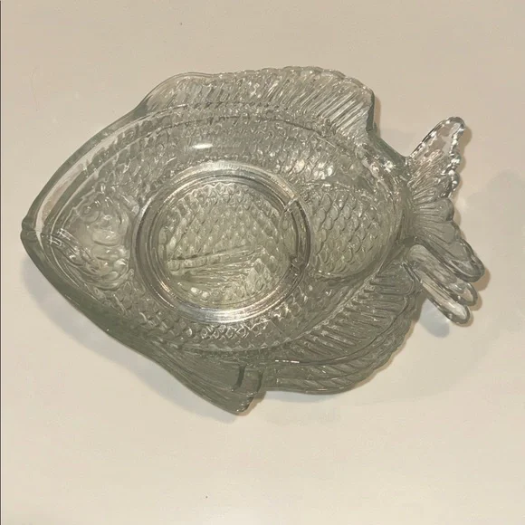 Vintage Arcoroc Poisson Clear Glass Fish Shaped Appetizer Snack Plates Set of 4 - Picture 3 of 4